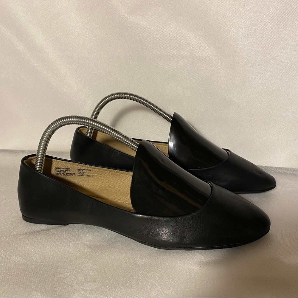 Time And Tru Shoes Women’s Size 8 Black Flats Slip On Pointed Toe New